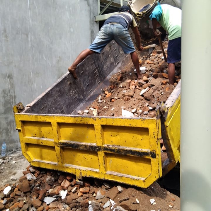 Abu Batu Merapi vs Pasir: Mana Lebih Cocok untuk Bangunan