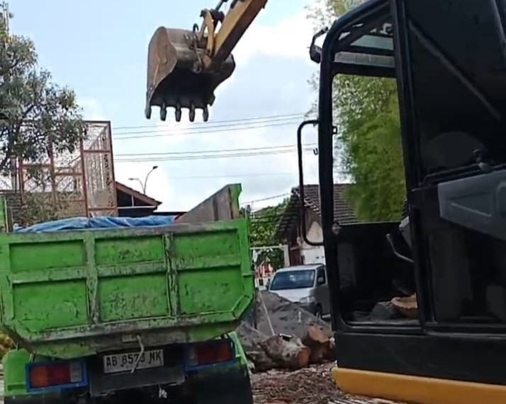 Jasa Buang Puing Skala Kecil hingga Besar di Jogja